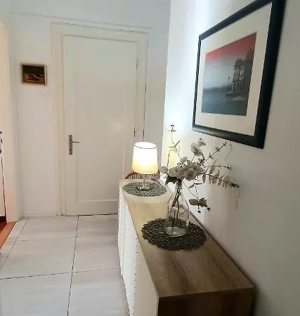 Apartman Of Music - In The Center Of *
