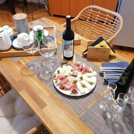 Of Music - In The Center Of * Split